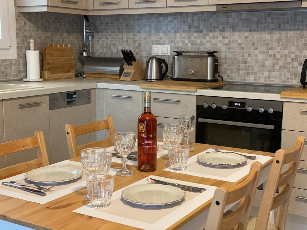 Villa Nikoleti Luxury Living 尼基季 外观 照片